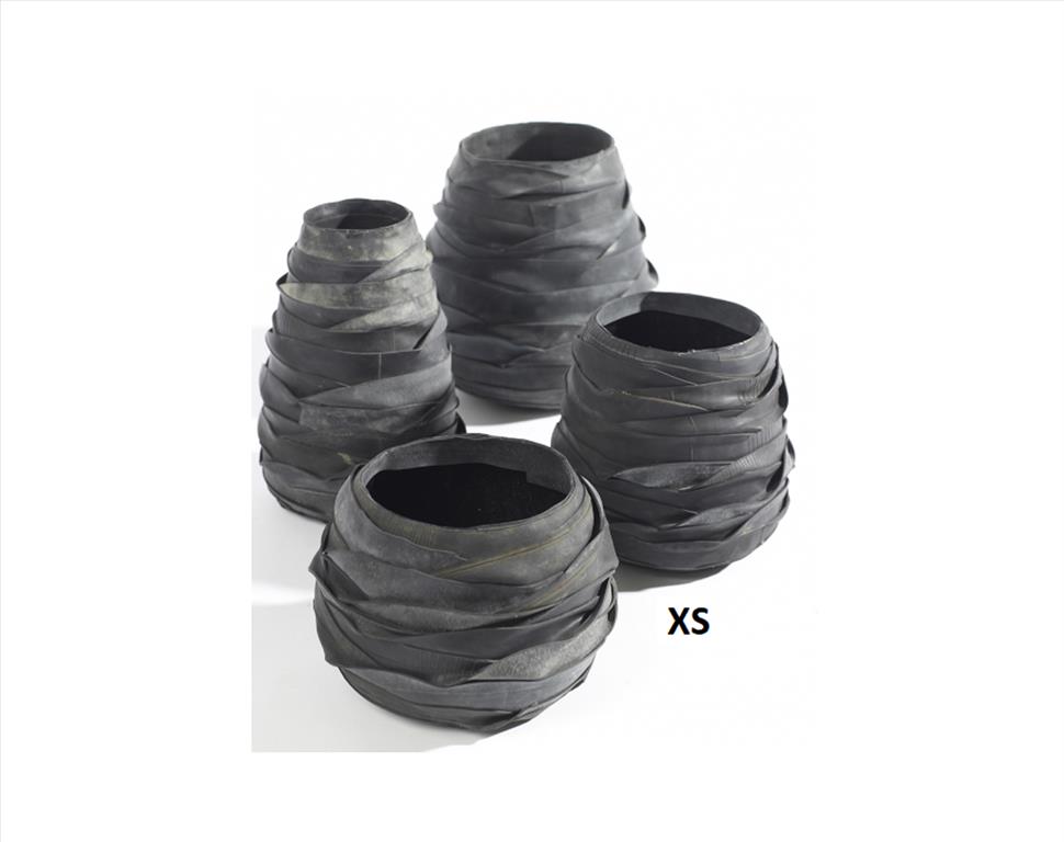 Recycle-Band-Moniek-Rubber-Vase-XS