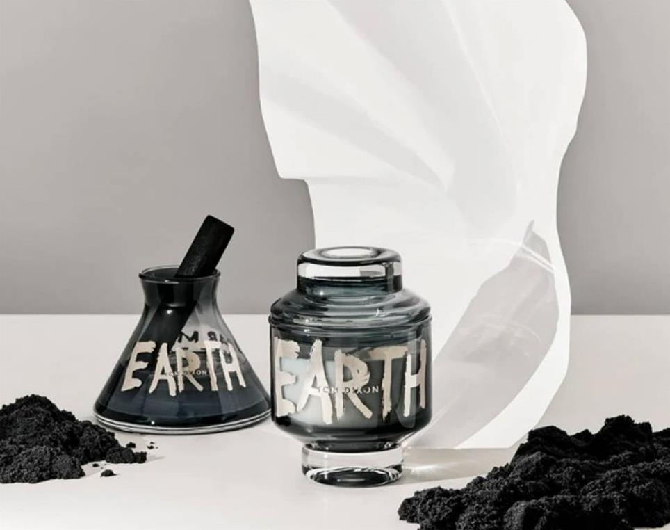 Earth-Candle-Medium-Twenty-Edition