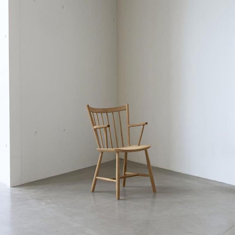 J42-Chair-J-Series-Dark-Oiled-Oak