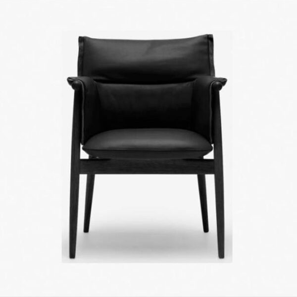 EOO5-Embrace-Armchair-Oak-Painted-Leather-Thor-301-Black