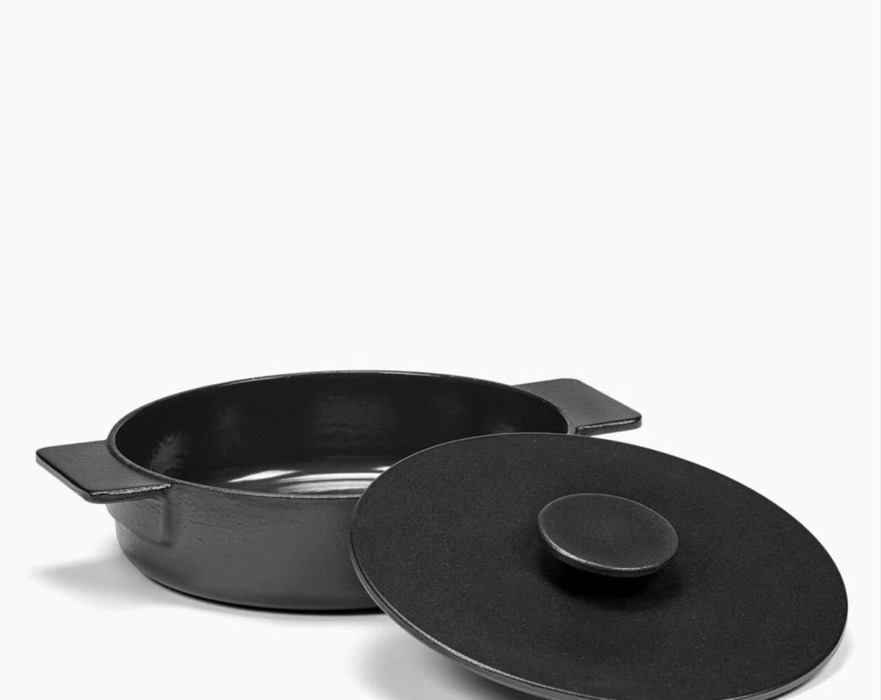 Casserole-L-Cast-Iron-Black-Surface