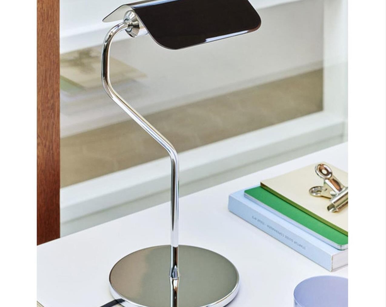 Apex-Table-Lamp-Emerald-Green