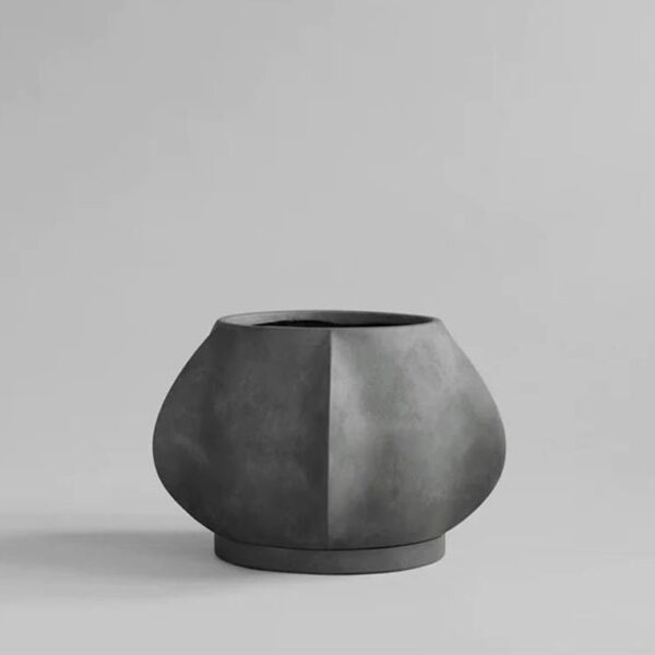 Arket-Plant-Pot-Mini--Dark-Grey