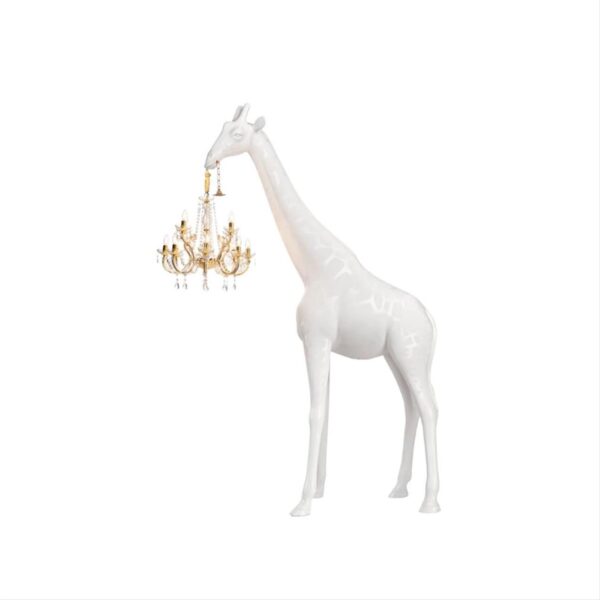 Giraffe-In-Love-M-Indoor-265-Metres-White