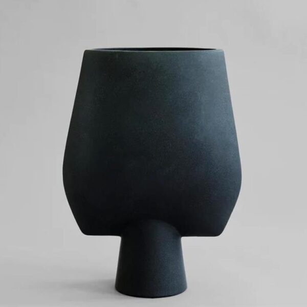 Sphere-Vase-Square-Big--Black