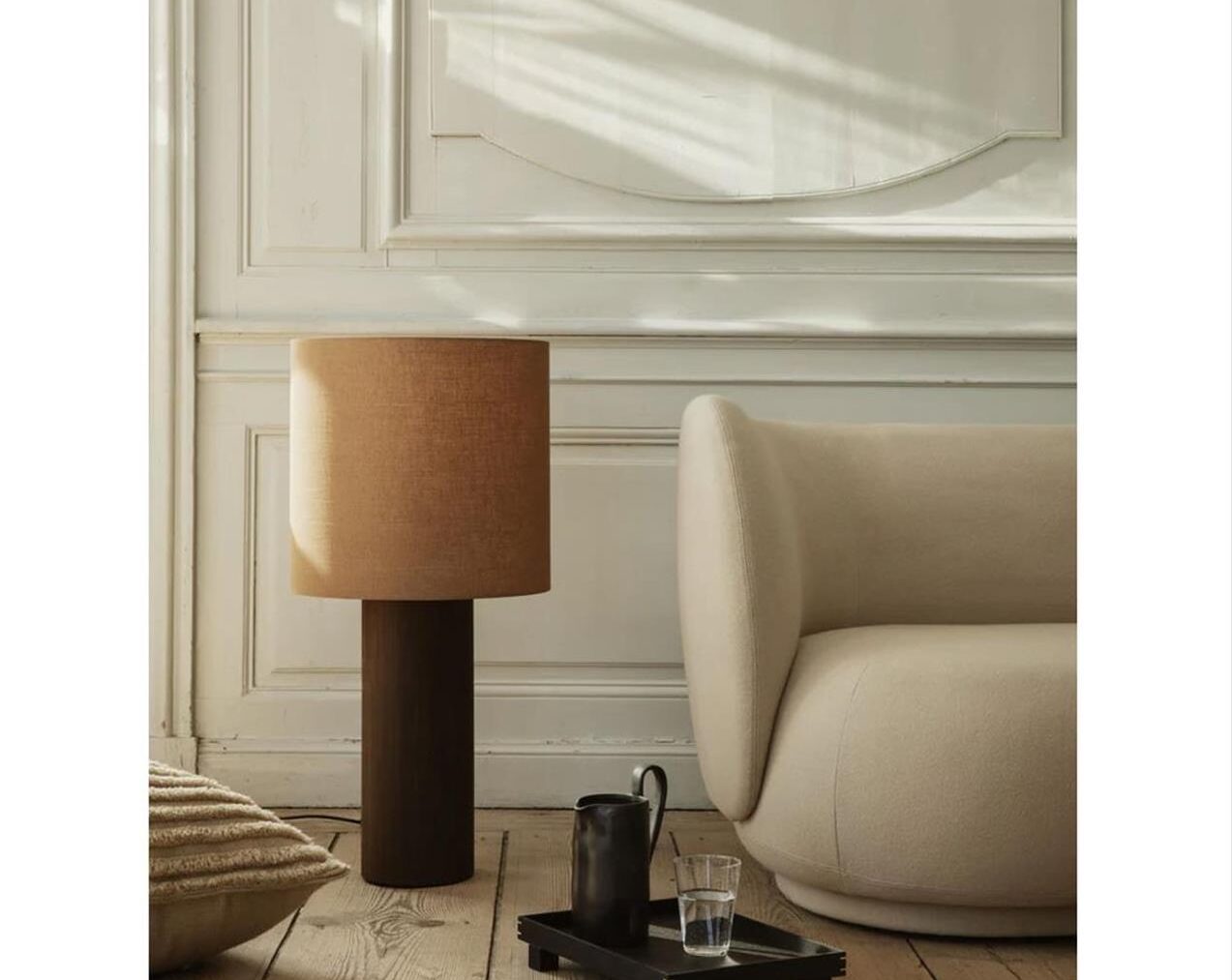 Post-Floor-Lamp-Base-and-Eclipse-Lampshade-Large