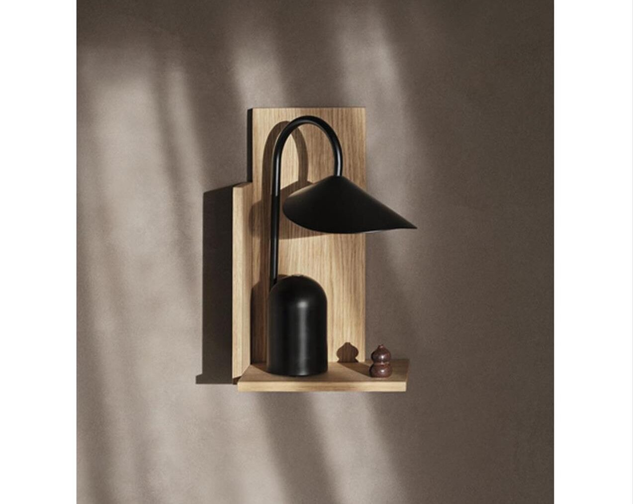 Arum-Portable-Lamp-Black