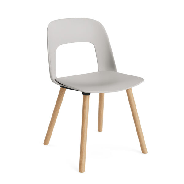 Layout Chair 121 / Solid Oak / Sky Grey