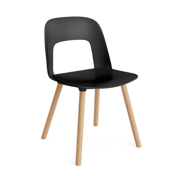 Layout Chair 121 / Solid Oak / Black