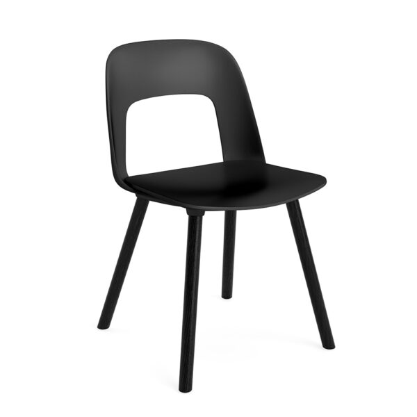 Layout Chair 121 / Black Solid Oak / Black