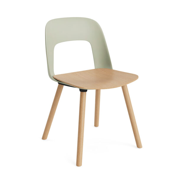 Layout Chair 122 / Solid Oak / Oak Veneer / Pastel Green