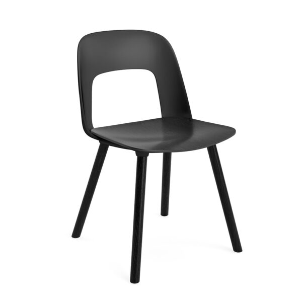 Layout Chair 122 / Black Solid Oak / Oak Veneer / Black